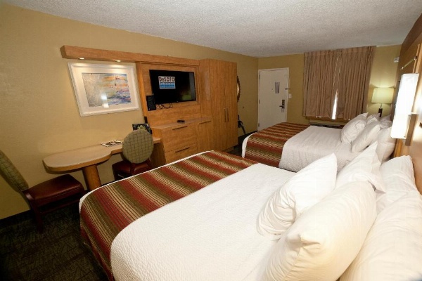 Desoto Beach Hotel image 26